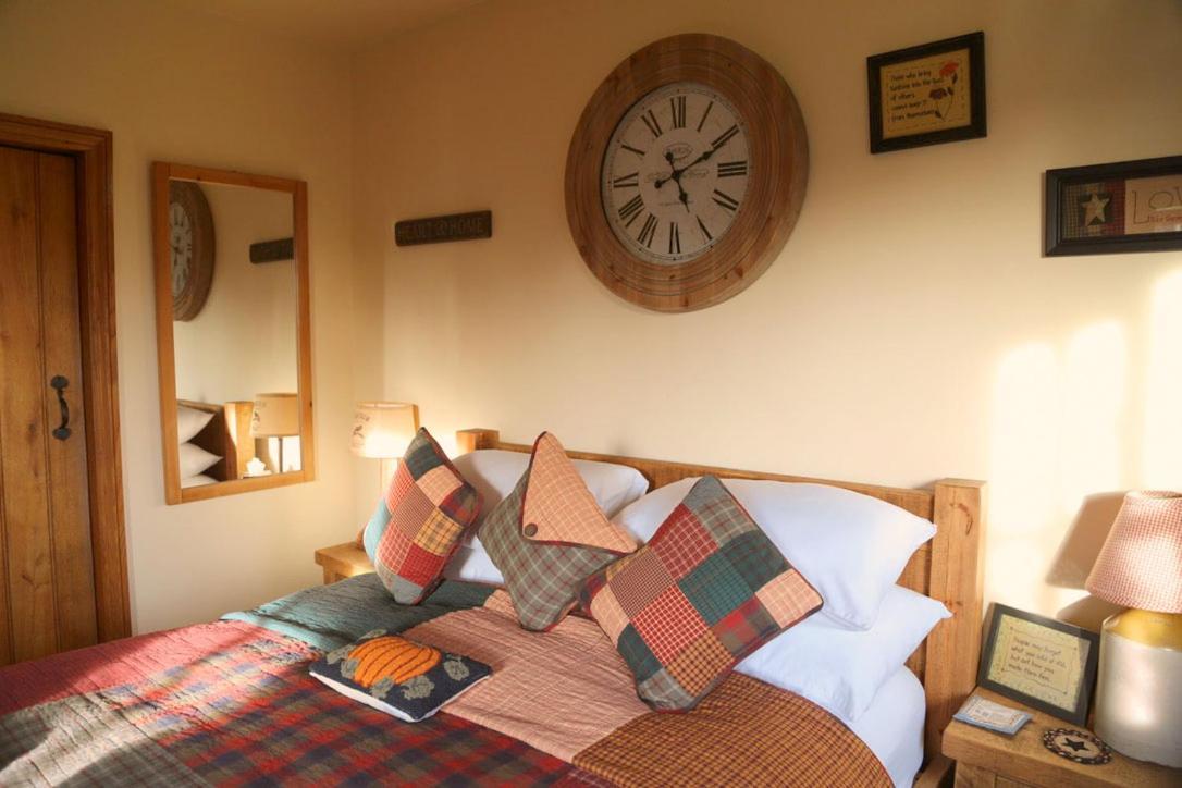Bumbleberry Cottage Gresford Exteriör bild